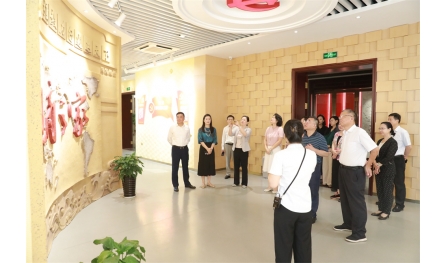 湖南省株洲市人大常委會(huì)考察團(tuán)來(lái)安惠生物科技調(diào)研